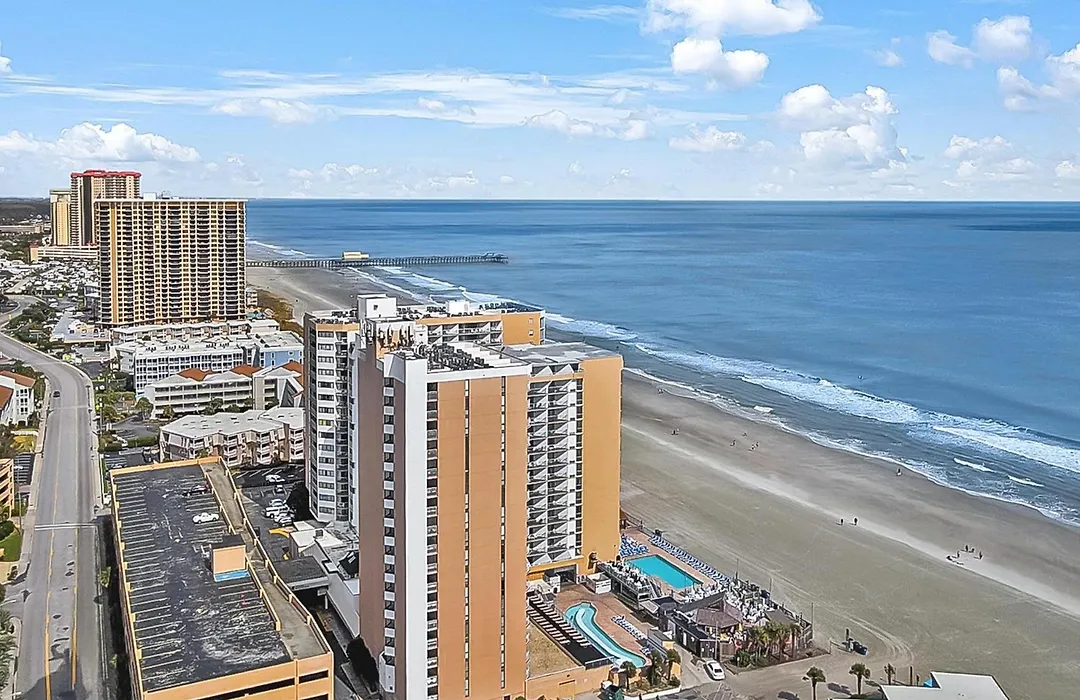 Ocean Annies Resort! Beachfront 2 Bedroom-1